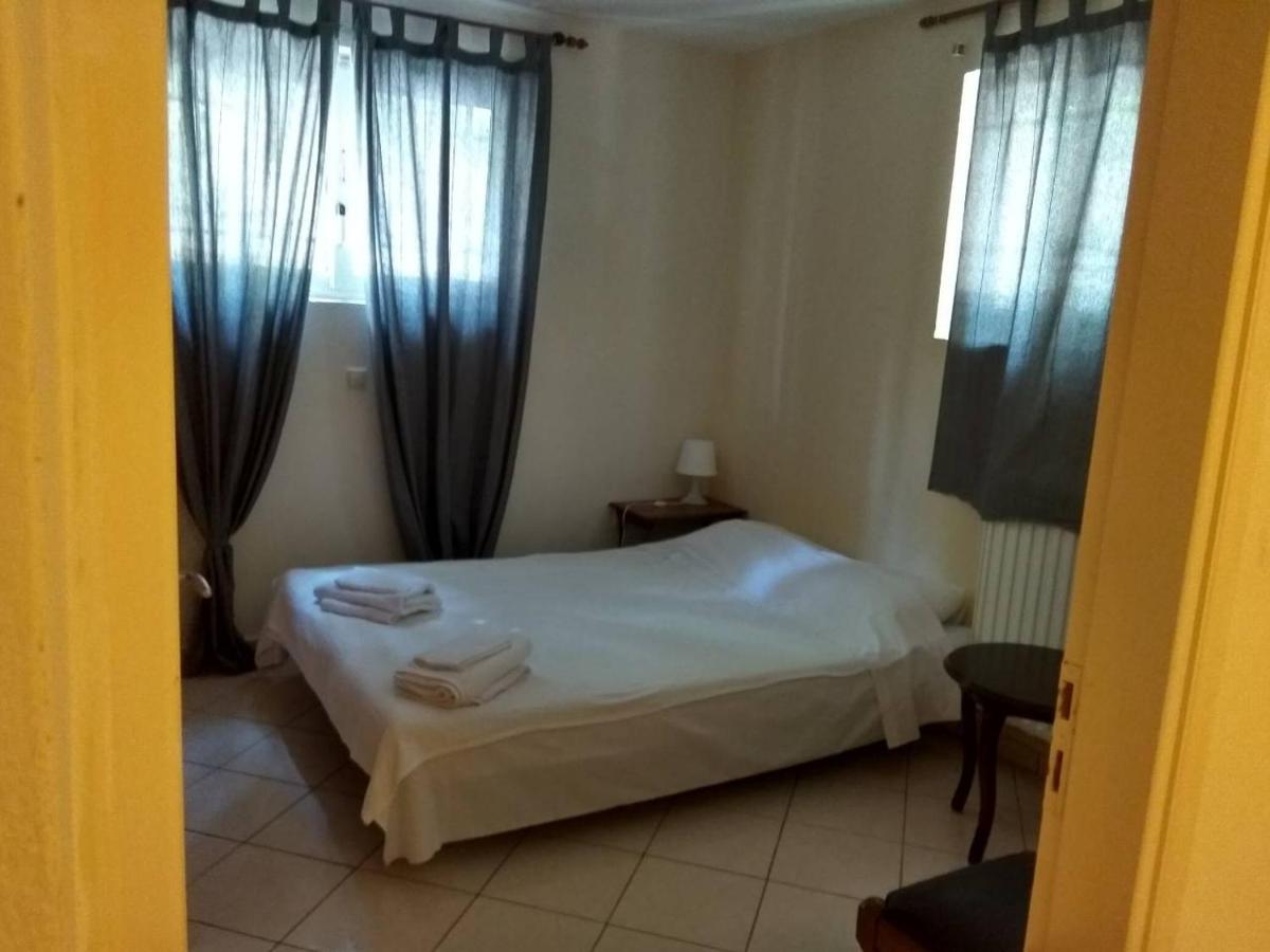 Stavros Apartments Ártemida Kültér fotó