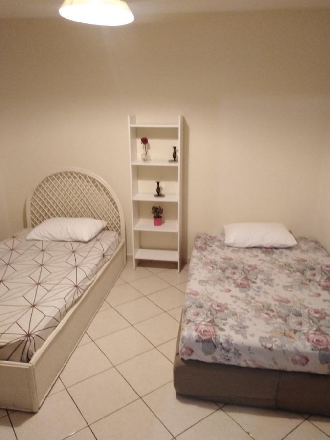 Stavros Apartments Ártemida Kültér fotó