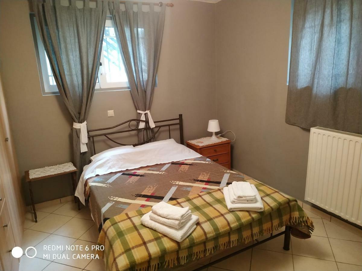 Stavros Apartments Ártemida Kültér fotó